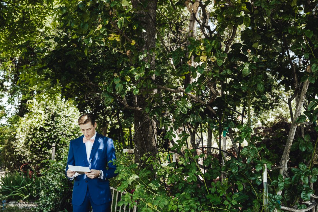 Grace Vineyards Winery Wedding Photographer - groom reading note