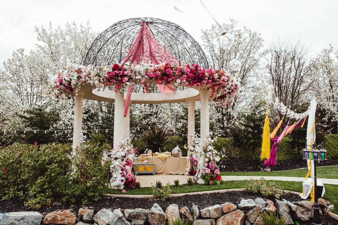 Outdoor Wedding Decorations - Decorated Gazebo for chunni ceremony